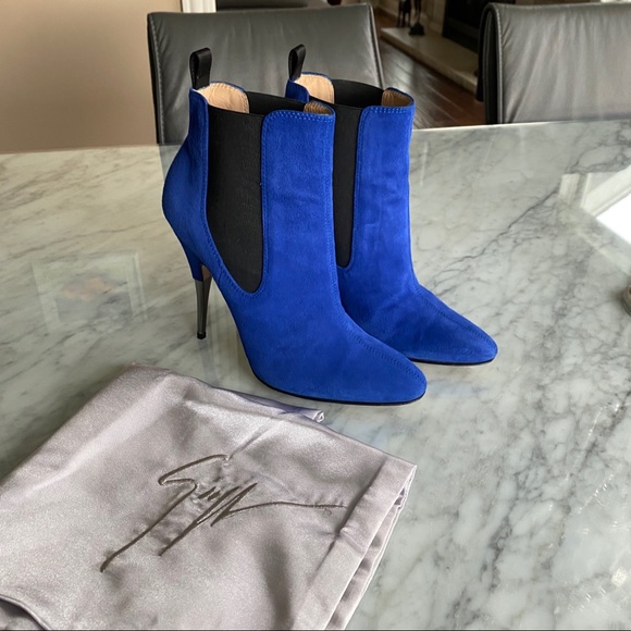 Giuseppe Zanotti blue suede booties - Picture 2 of 7